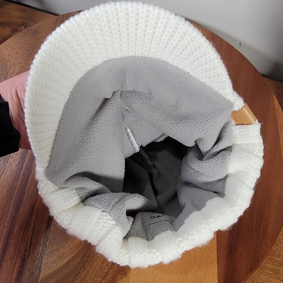 Adidas White Cable Knit Cap with Brim Fleece lined Winter Warm Cozy Women's OS - Picture 9 of 13